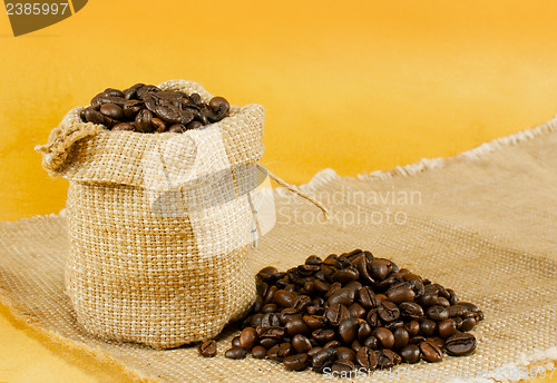 Image of Sack with roasted coffee beans