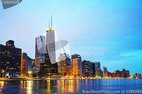 Image of Downtown Chicago, IL at sunset