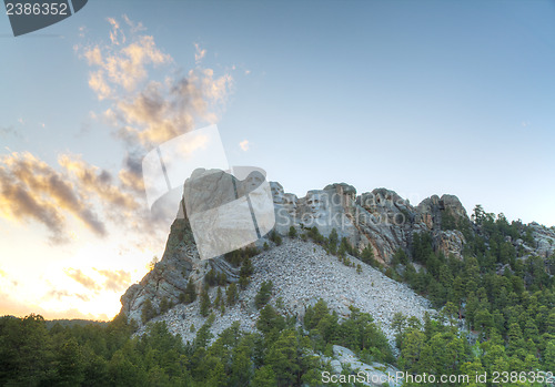 Image of Mount Rushmore monument in South Dakota