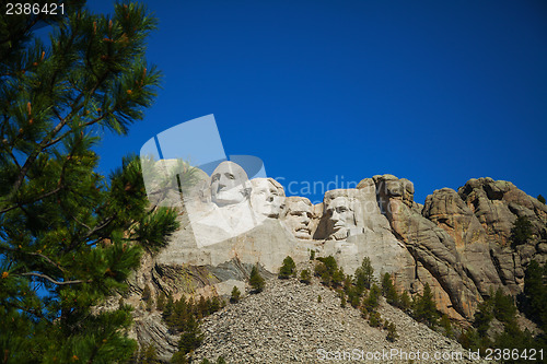 Image of Mount Rushmore monument in South Dakota