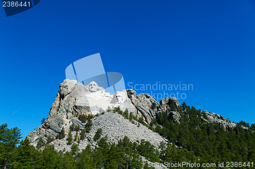 Image of Mount Rushmore monument in South Dakota