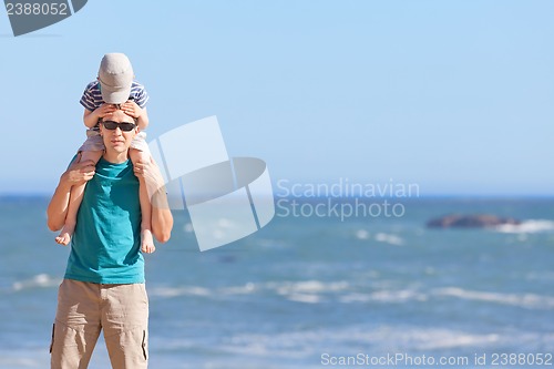 Image of family at the beach