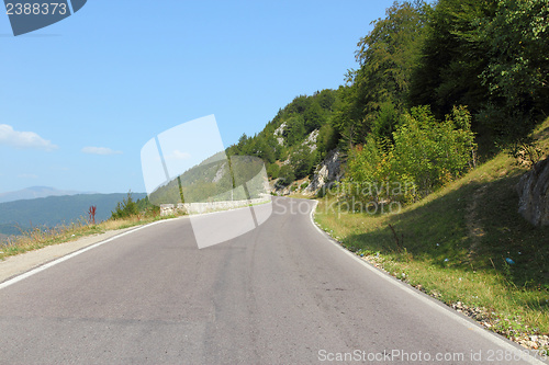 Image of Road in Romania