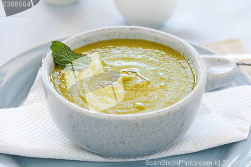 Image of Pea Soup With Mint