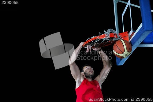 Image of basketball player in action