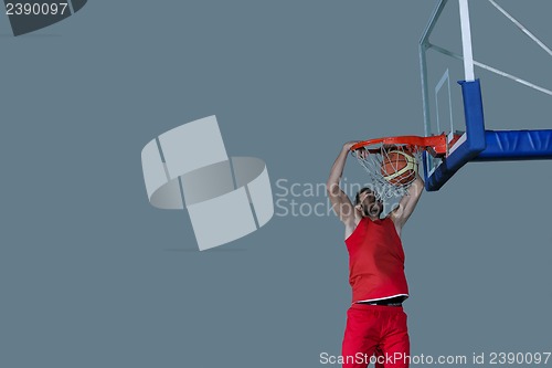 Image of basketball player in action