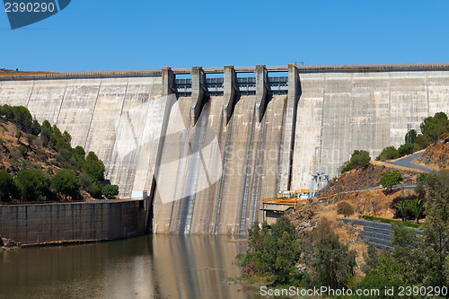 Image of Large dam on the river