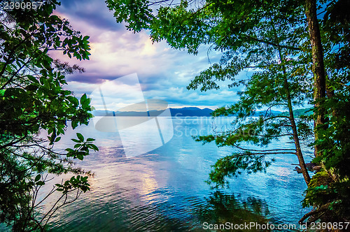 Image of scenery around lake jocasse gorge