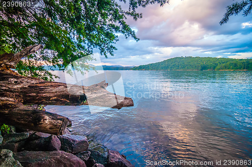 Image of scenery around lake jocasse gorge