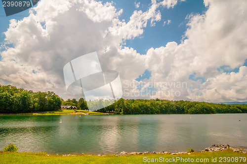 Image of scenery around lake jocasse gorge