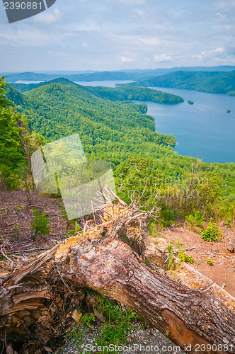 Image of scenery around lake jocasse gorge