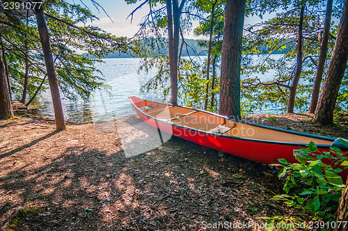 Image of kayak by the water