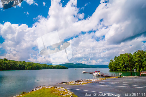 Image of scenery around lake jocasse gorge