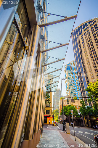 Image of tall highrise buildings in uptown charlotte near blumenthal perf