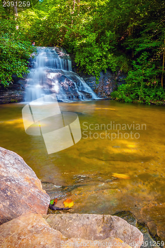 Image of beautiful watrefalls in upstate south carolina