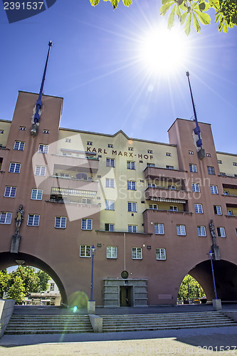 Image of Karl Marx Hof Vienna sun backlight