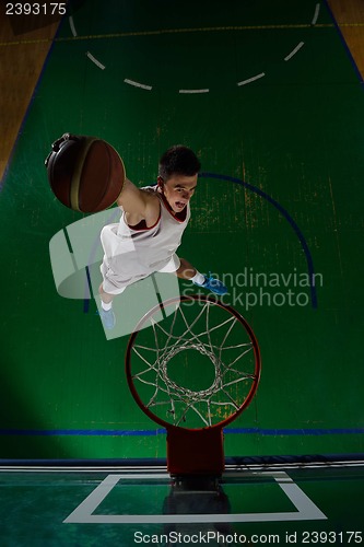 Image of basketball player in action