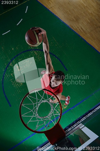 Image of basketball player in action