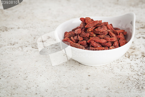 Image of goji berries in bowl