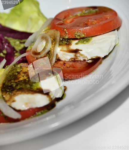 Image of Salad With Mozzarella And Tomatoes