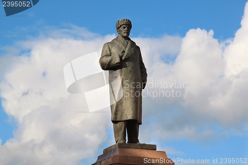 Image of Monument to Lenin in Rybinsk