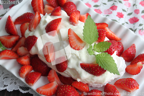 Image of Dessert with strawberries