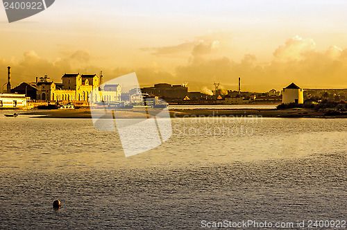 Image of Tagus river.