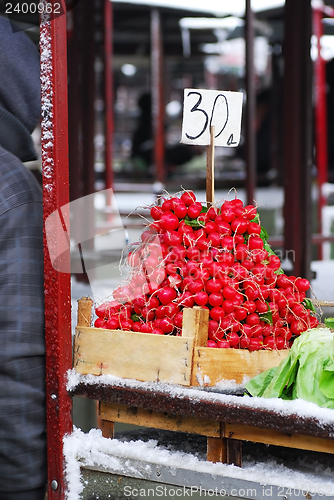 Image of Heap of red radish on market