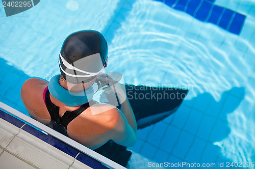 Image of Female freediver at pool