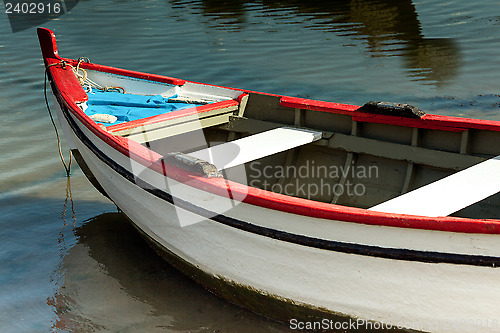 Image of Small fishing boat.