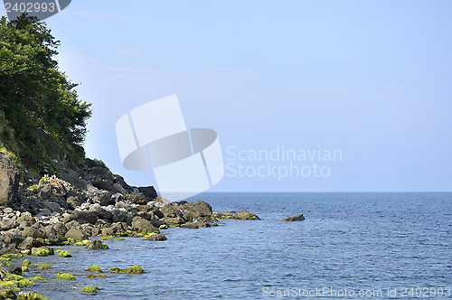 Image of seascape, rock