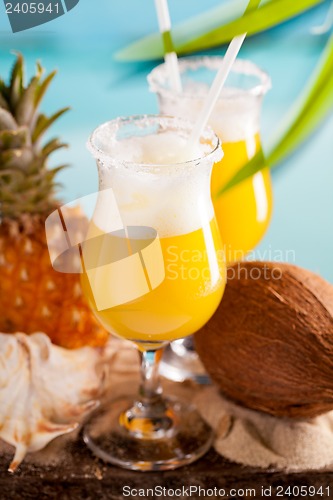 Image of cocktail of pineapple, rum, liqueur