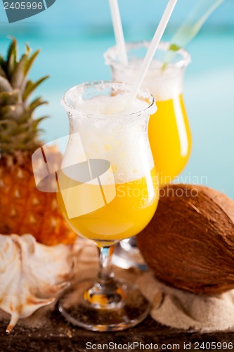 Image of cocktail of pineapple, rum, liqueur