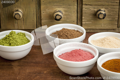 Image of super fruit and leaf powders