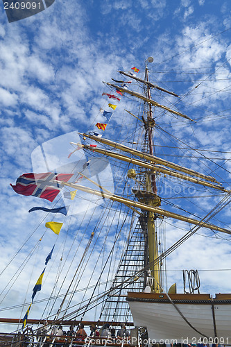 Image of Tall ship.