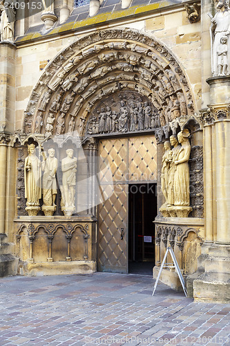 Image of Trier. Sculptures  the cathedral 