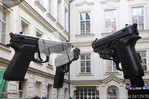 Image of Guns in prague