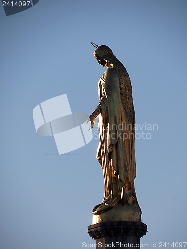 Image of Virgin Mary statue 