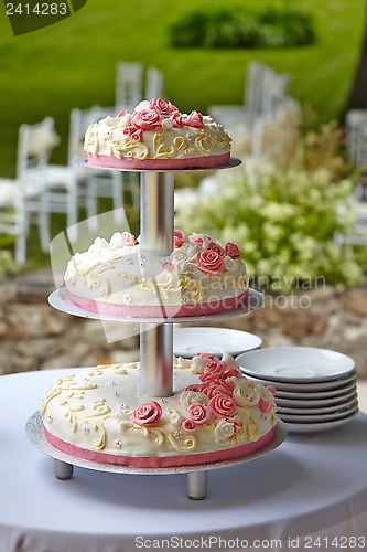 Image of wedding cake