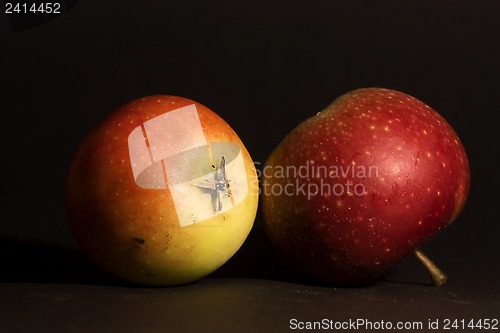 Image of red apples