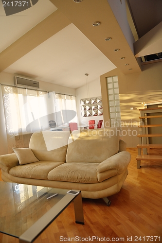 Image of Modern living room