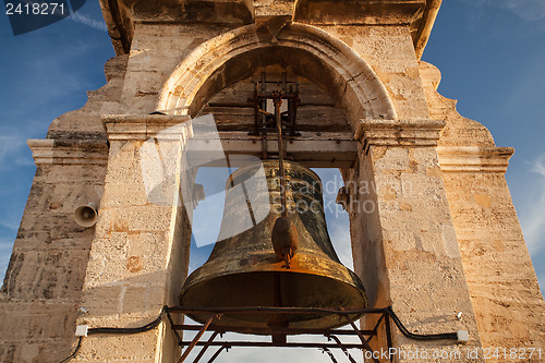 Image of Bell on top of a cathedral