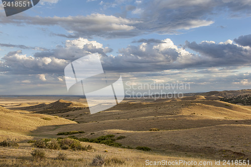 Image of rolling prairie in Colorado