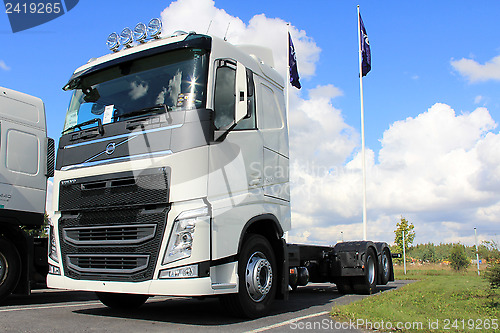 Image of White New Volvo FH Truck