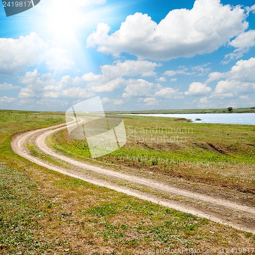 Image of way to horizon