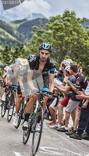 Image of Team Sky Climbing Alpe D'Huez