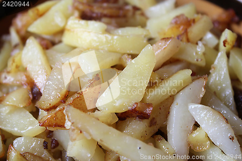 Image of tasty and fried chips