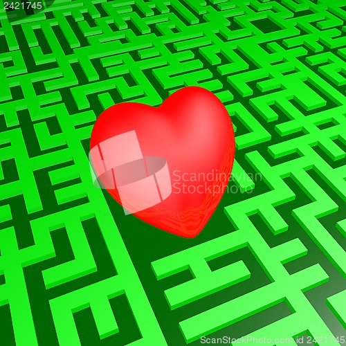 Image of Heart in green labyrinth