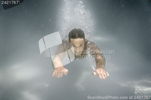 Image of diving man