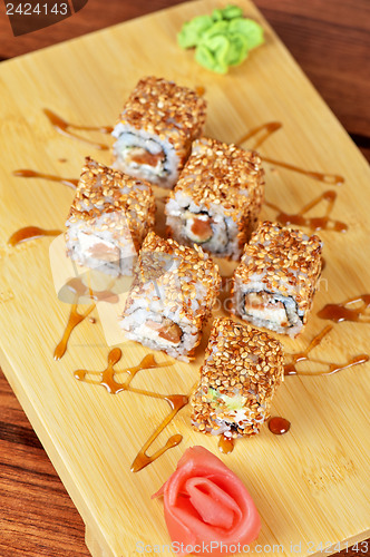 Image of sesame sushi rolls